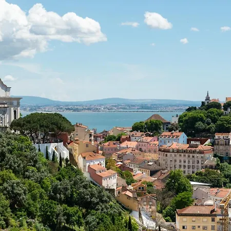With Private Terrace 250m To Largo Intendente Apartment Lisbon