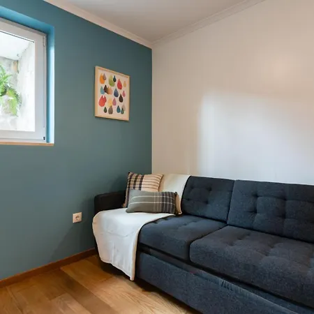 Апартаменти With Private Terrace 250m To Largo Intendente