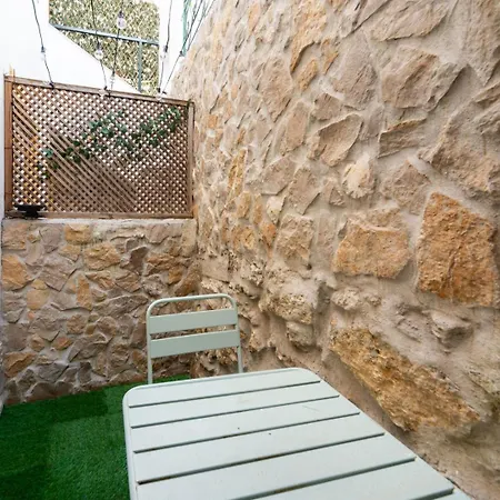 With Private Terrace 250m To Largo Intendente Lisbon