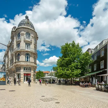 With Private Terrace 250m To Largo Intendente * Лиссабон