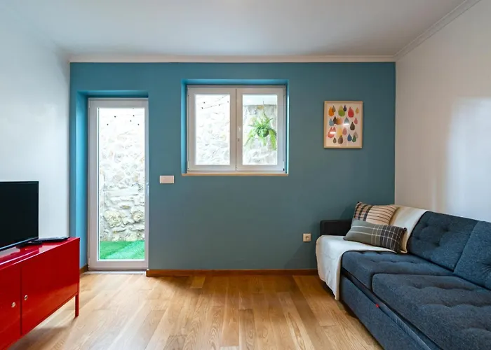 With Private Terrace 250m To Largo Intendente Lissabon