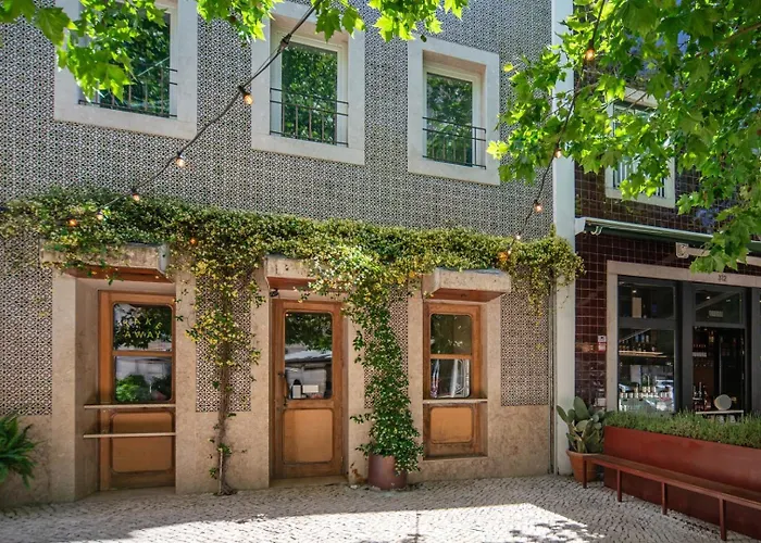 With Private Terrace 250m To Largo Intendente Apartman *