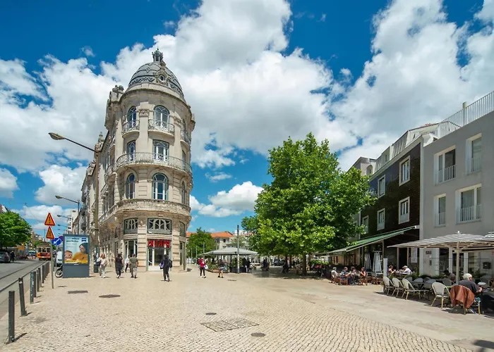 With Private Terrace 250m To Largo Intendente * ליסבון