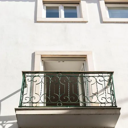 With Private Terrace 250m To Largo Intendente Apartamento *